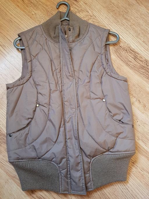  — size 8 Dorothy Perkins womens gilet