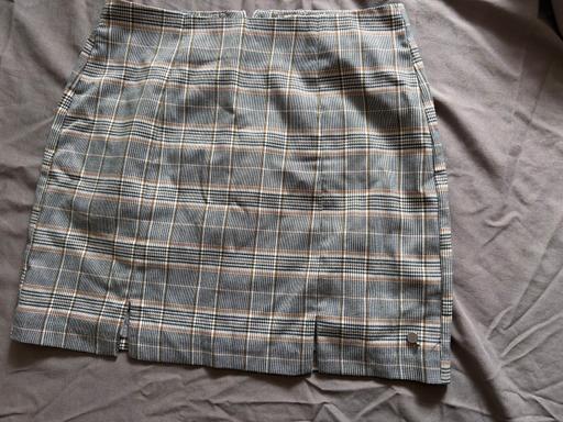  — Checkered skirt