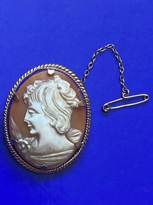  — Ladies Jewellery 9ct rolled gold cameo brooch