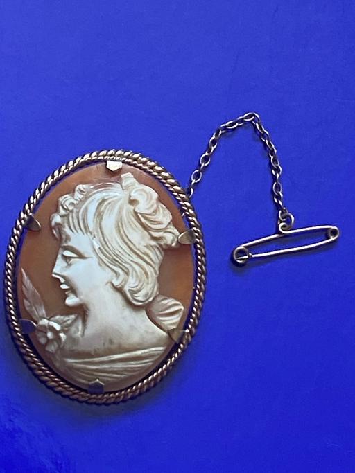  — Ladies Victorian 9ct rolled gold cameo brooch