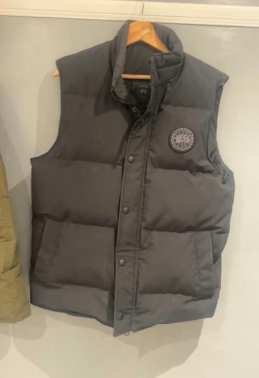  — Canada goose body warmer