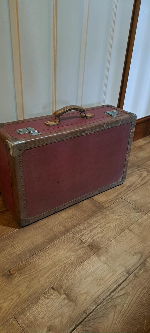  — Vintage suitcase.