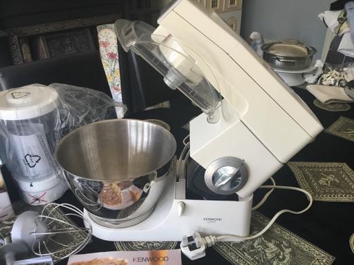  — Kenwood chef mixer