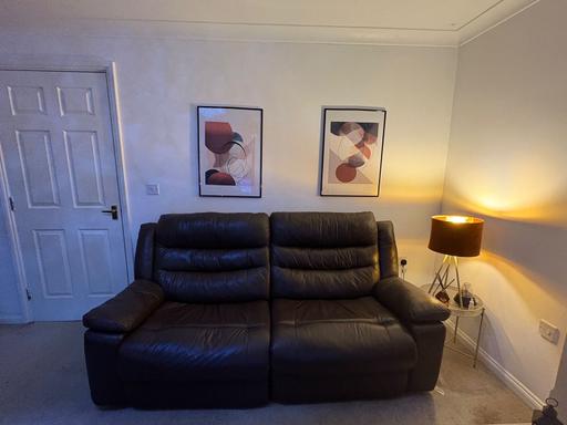  — 3 seater recliner sofa+ 2 armchairs - leather
