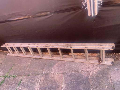  — Ladders and ladder clamps 