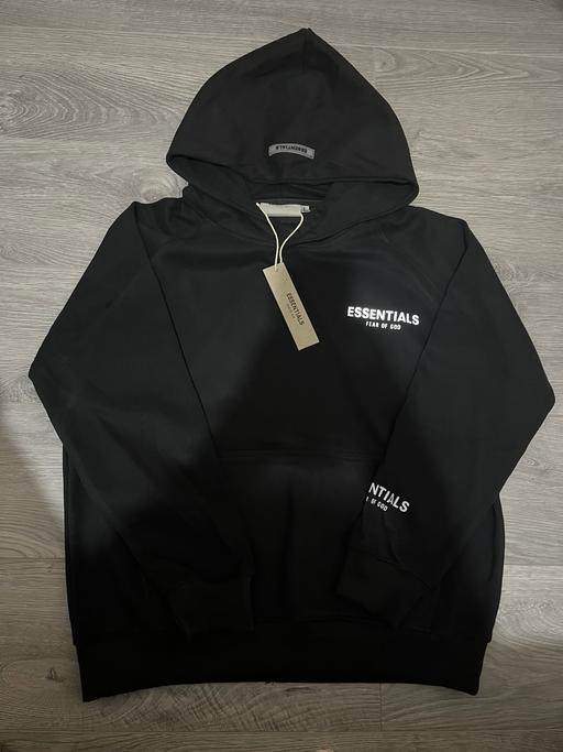  — Essentials hoodie M