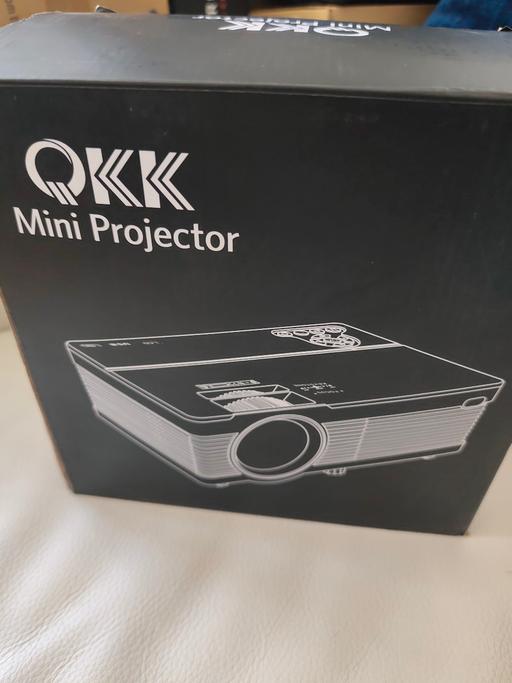  — QKK Mini Projector