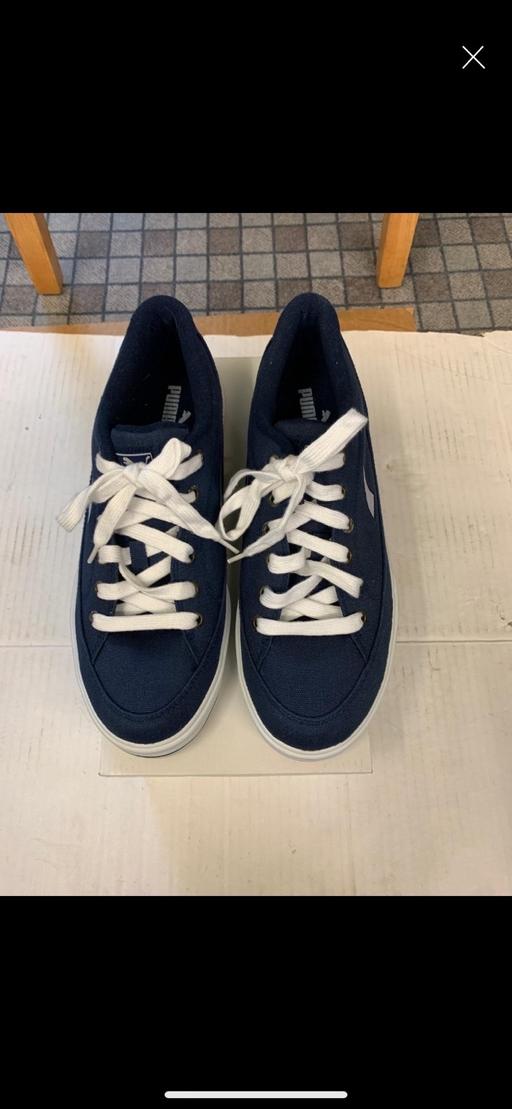  — Mens/boys Puma canvas trainers