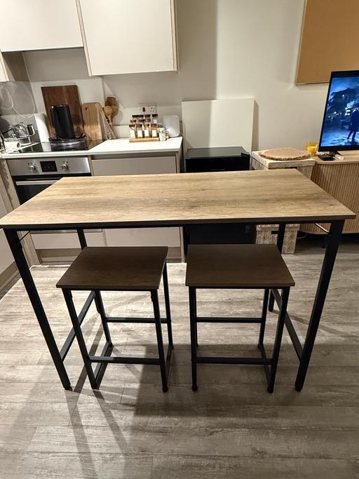  — Dining Bar Table & Stools