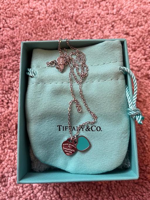  — Tiffany necklaces