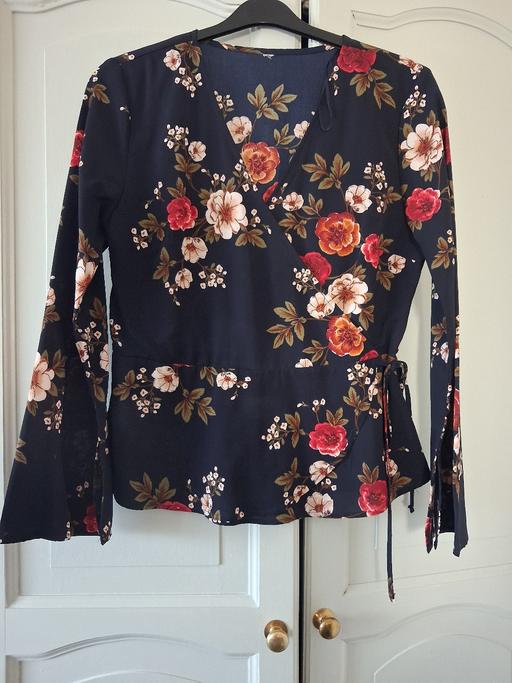  — Gorgeous summer top