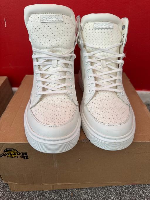 — Dr martens Lamar size 9