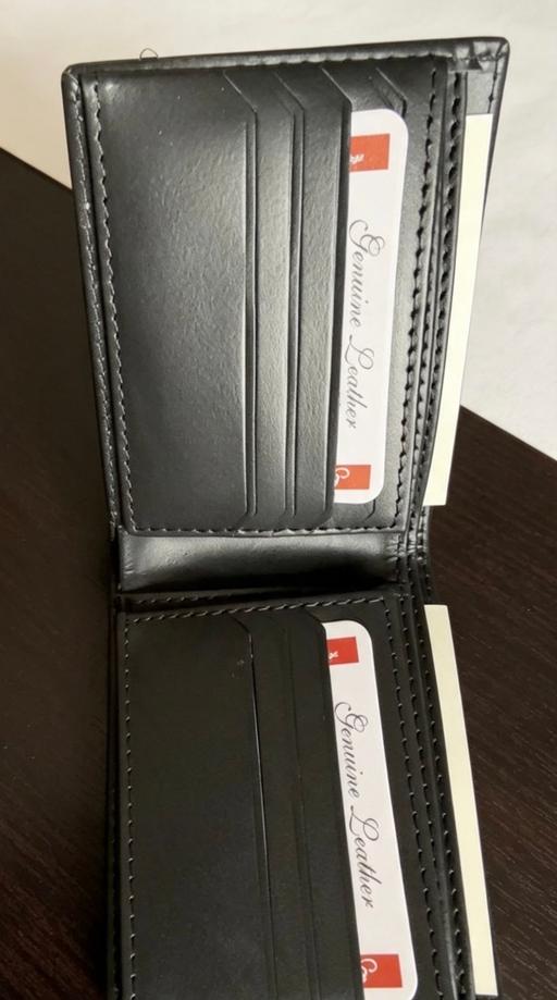  — Men's Black Genuine Leather Tri-Fold Wallet