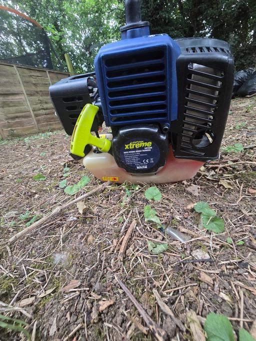  — challenge xtreme petrol strimmer