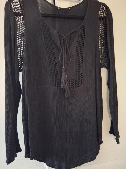  — LOVELY LIGHT SUMMER TOP