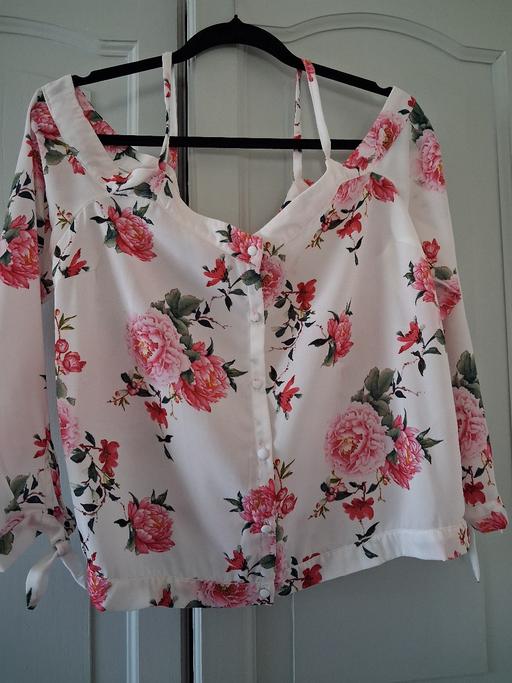  — GORGROUS TOP