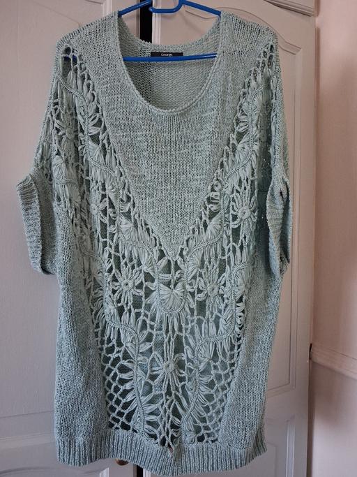  — LOVELY LIGHT SHORT SLEEVED TOP
