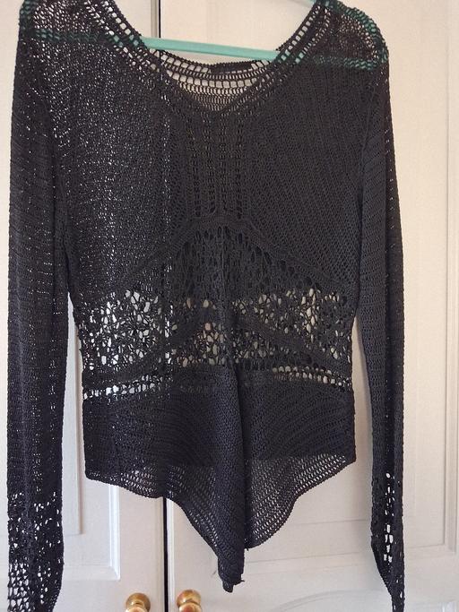  — LOVELY TOP