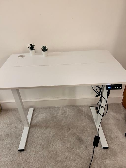  — Office Desk