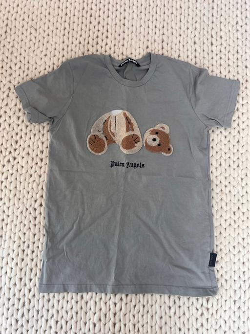  — Mens Tshirt size small
