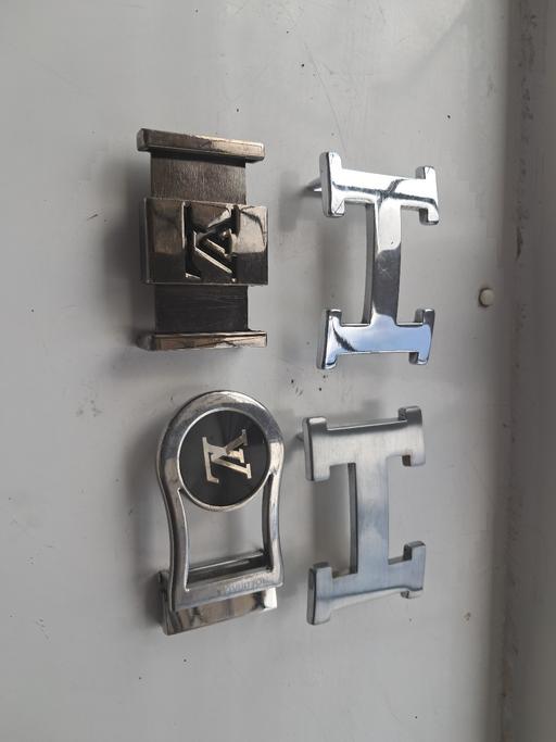  — BELT  Buckle 