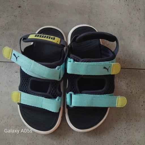  — Puma sandals worn once uk 11