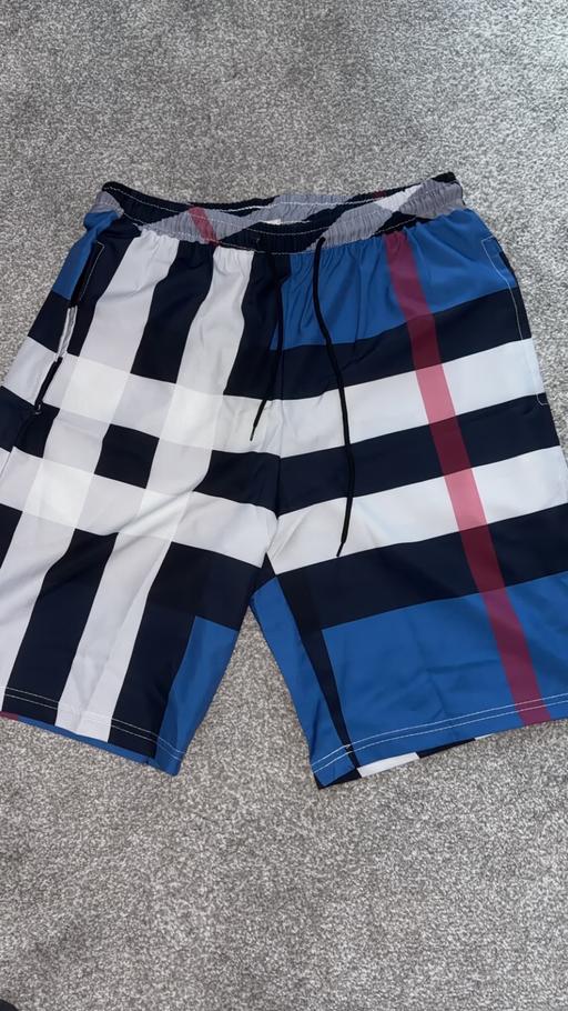  — Burberry shorts
