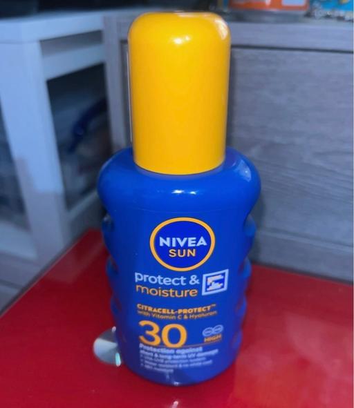  — New Nivea Sun Spray