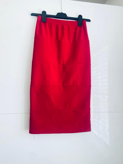  — (8) NEW LOOK SKIRT £1