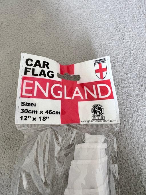  — ENGLAND CAR FLAGS