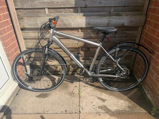  — Boardman 8.6 MTX Medium Frame 700c Wheels