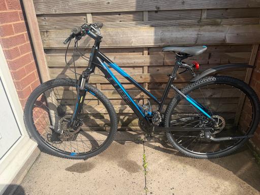  — Women’s Cube Curve Pro 46cm Frame 700c Wheels
