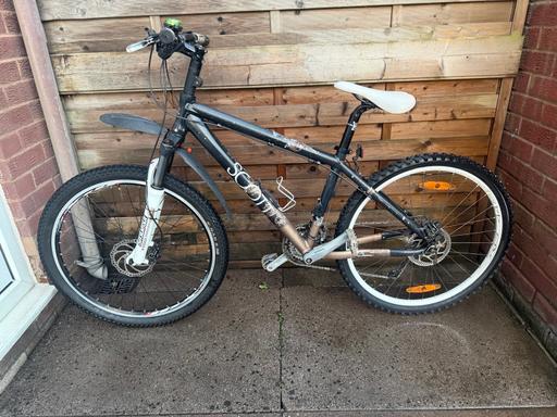  — Women’s Scott Contessa 30 M Frame 26” Wheels