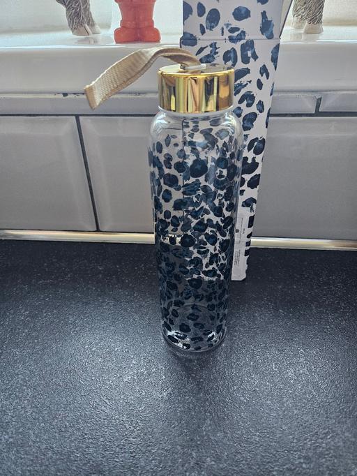  — bnib glass bottle
