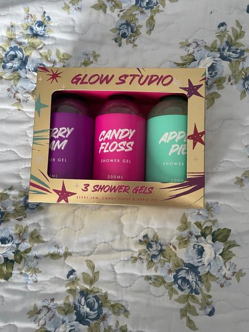  — Shower gift set