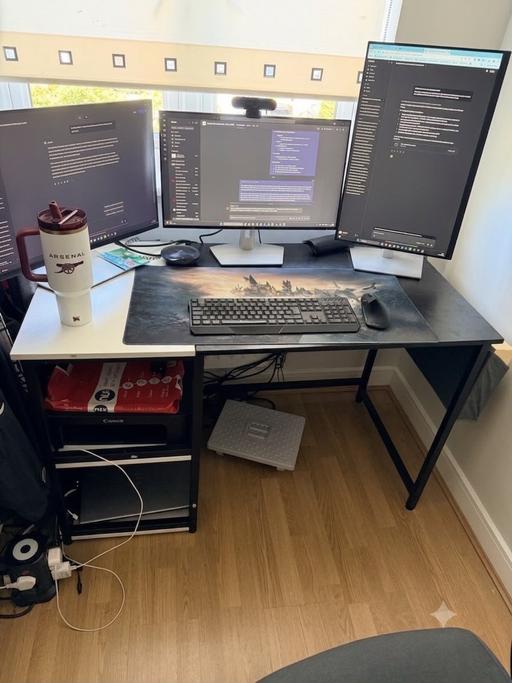  — Computer desk