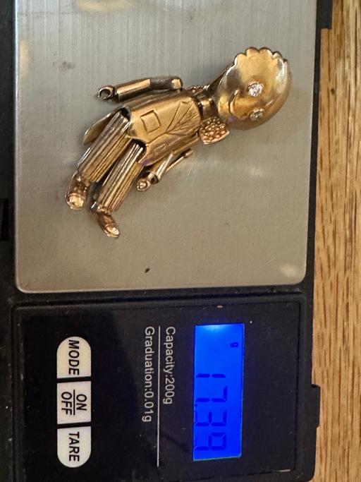  — 9CT “DAN” Gold Solid Pendent 17 grams+ 375