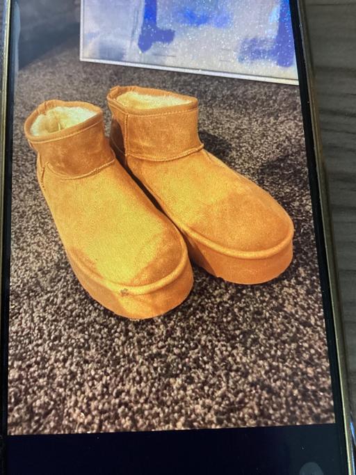  — New size 7 brand new