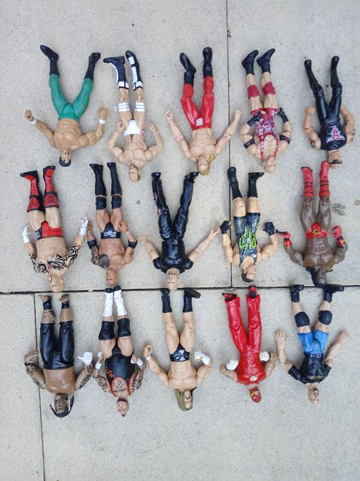  — Large Job Lot of WWE Wrestling Figures – Good