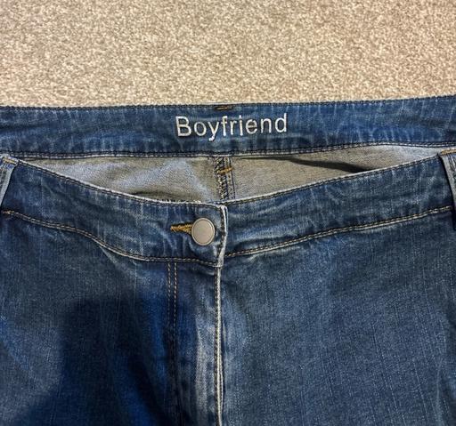  — ladies boyfriend jeans