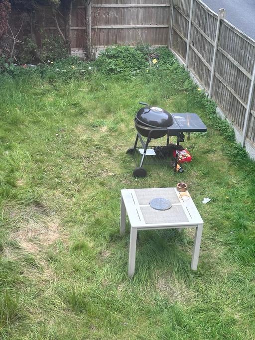  — Barbecue station