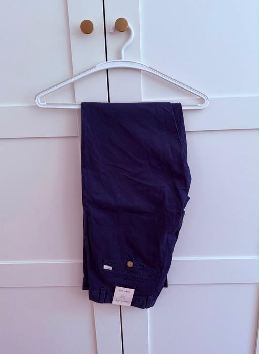  — GANT Slim Fit Navy Chino Trousers – W34 L32