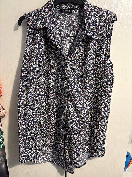  — Ladies blouse