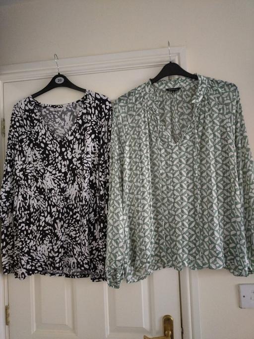  — Ladies long sleeved tops
