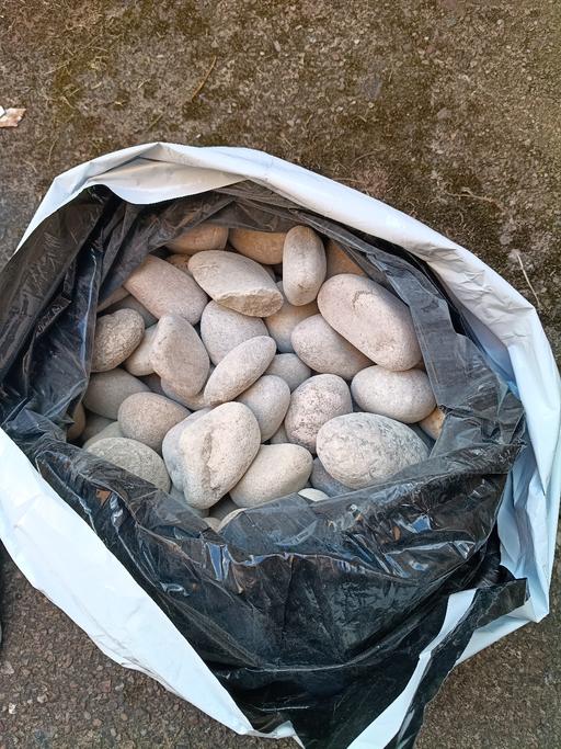  — Scottish Pebbles by Hadley Home & Garden