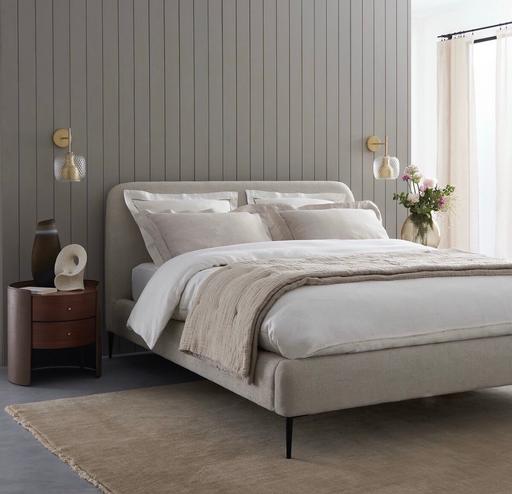  — Oscar Bed with Bed base by AM.PM