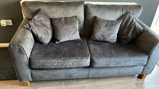  — Sofa