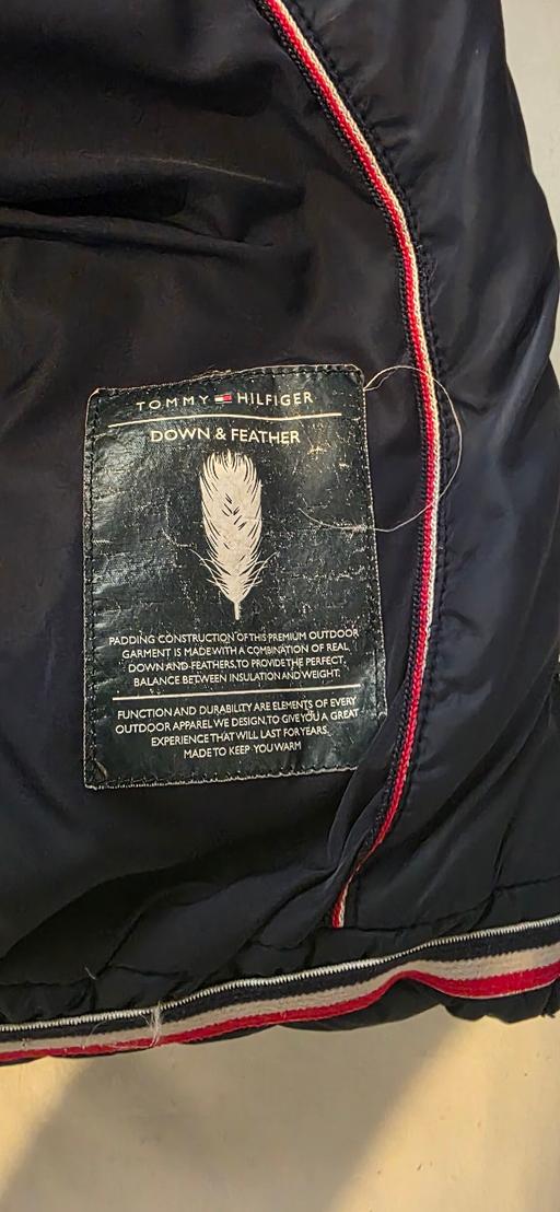  — Tommy hilfiger coat
