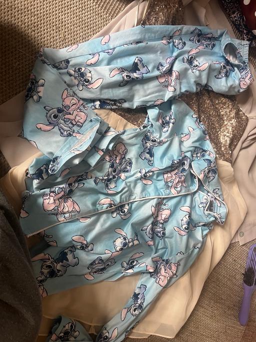  — Stitch pjs age 10-11 years