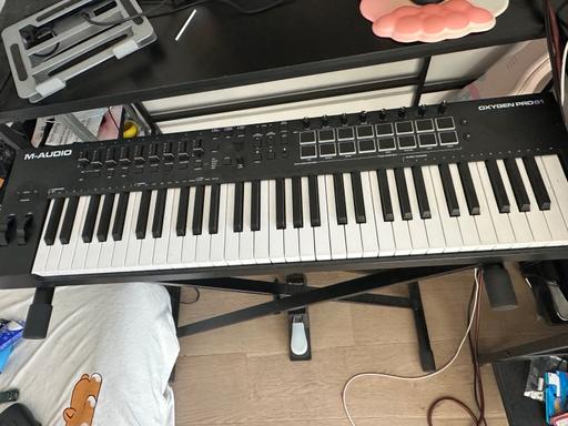  — M-Audio Oxygen Pro 61 MIDI Keyboard
